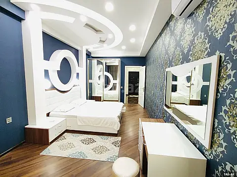 Kirayə verilir 2 otaqlı yeni tikili 100 m²