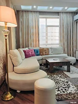 Kirayə verilir 2 otaqlı yeni tikili 100 m²