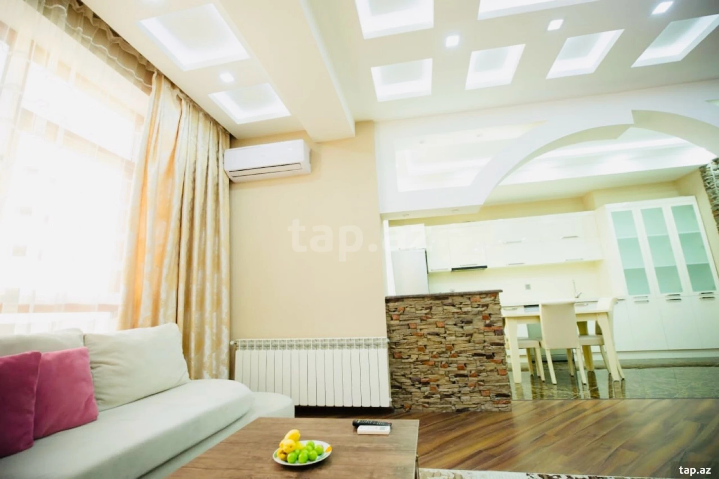 Kirayə verilir 2 otaqlı yeni tikili 100 m²