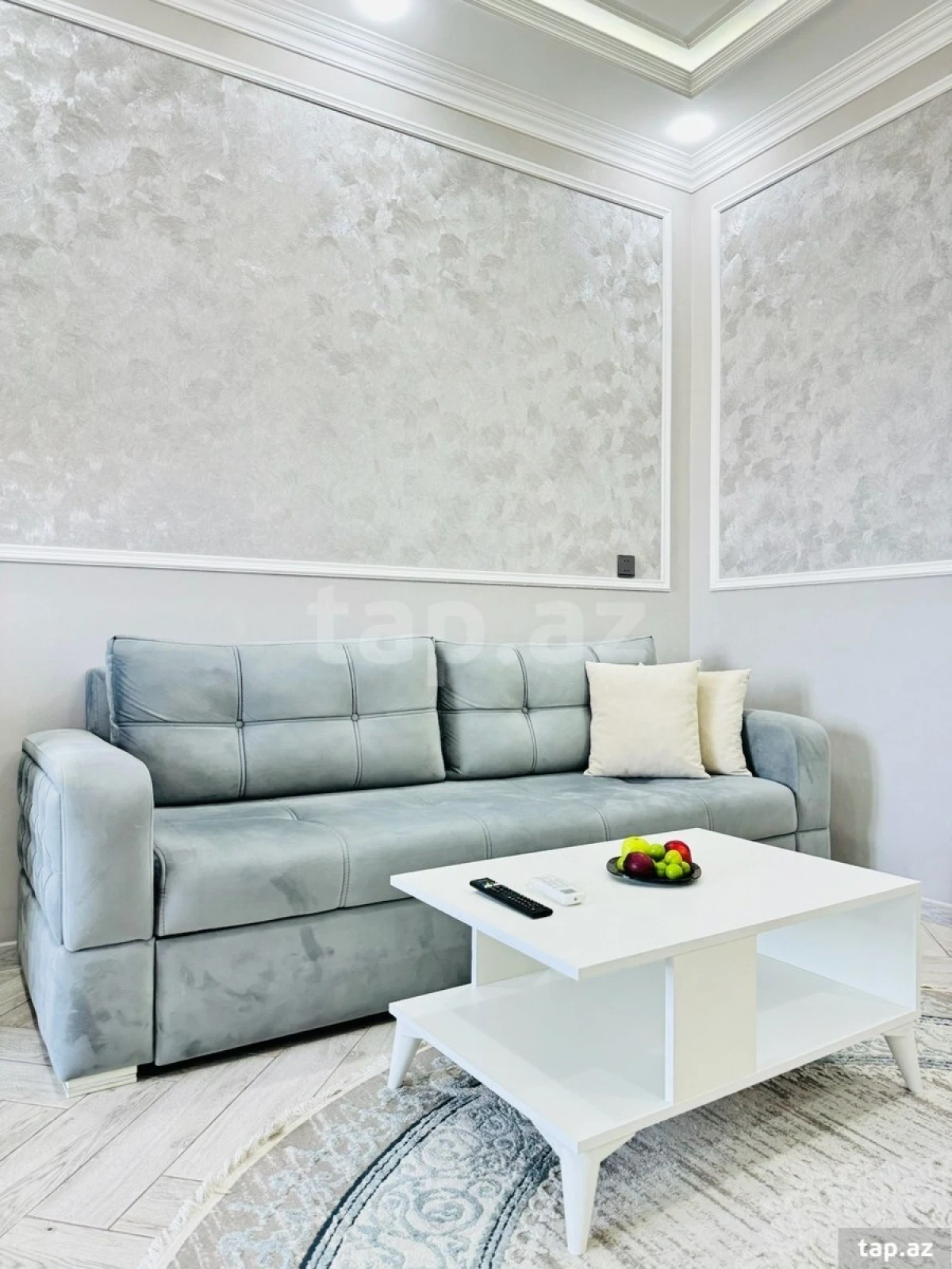 Kirayə verilir 3 otaqlı yeni tikili 80 m²