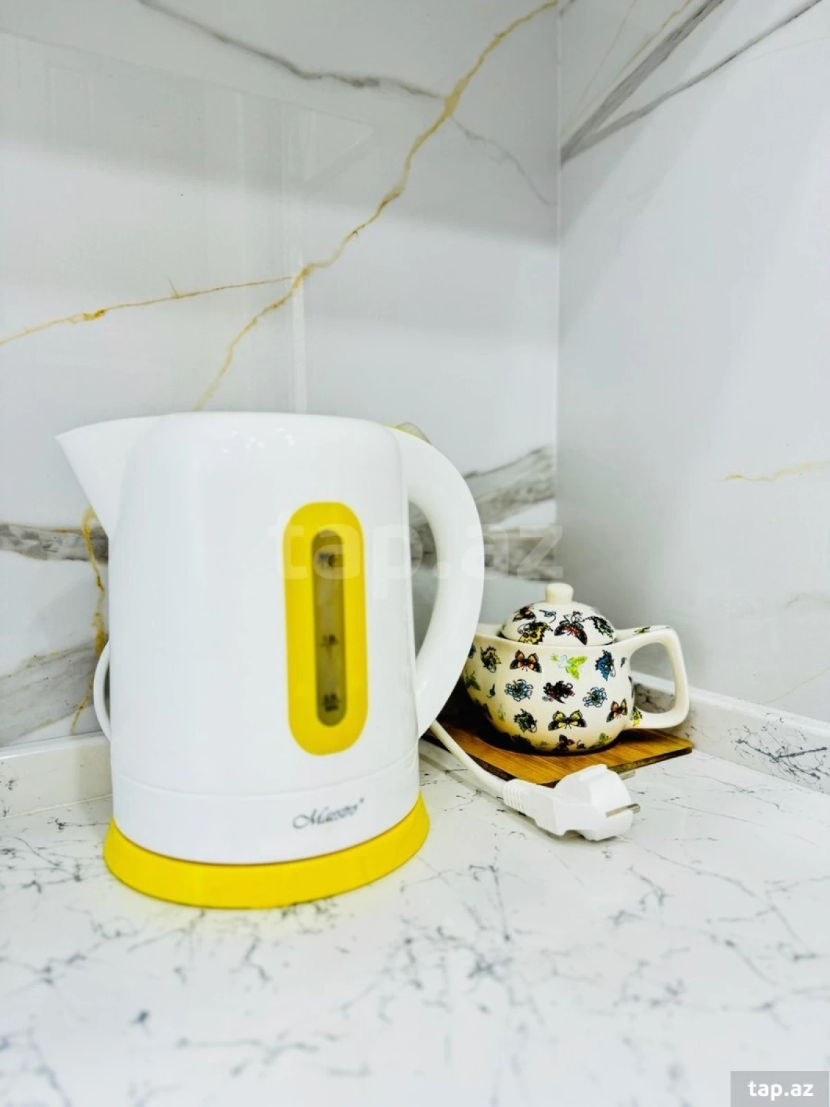 Kirayə verilir 3 otaqlı yeni tikili 80 m²