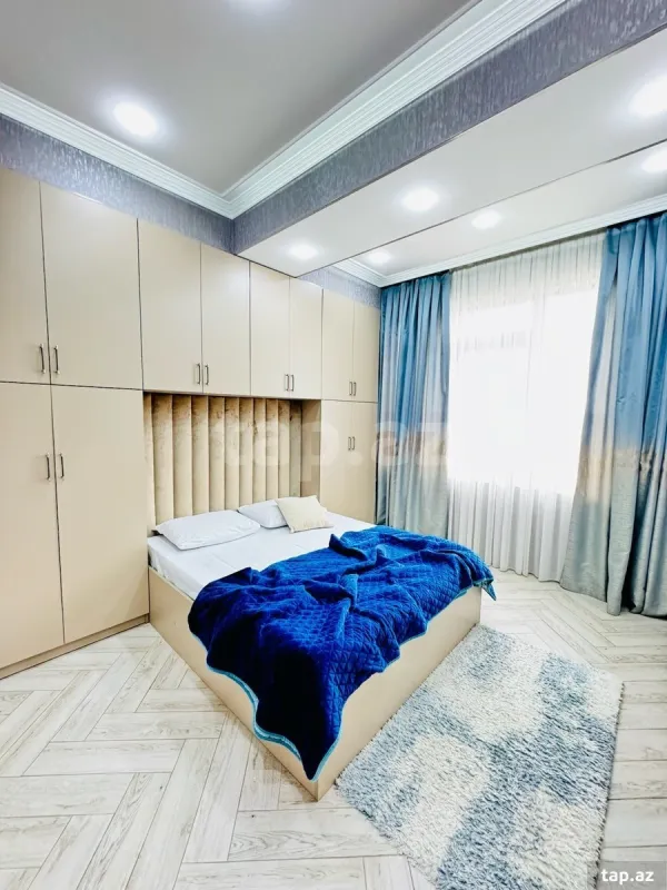 Kirayə verilir 3 otaqlı yeni tikili 80 m²