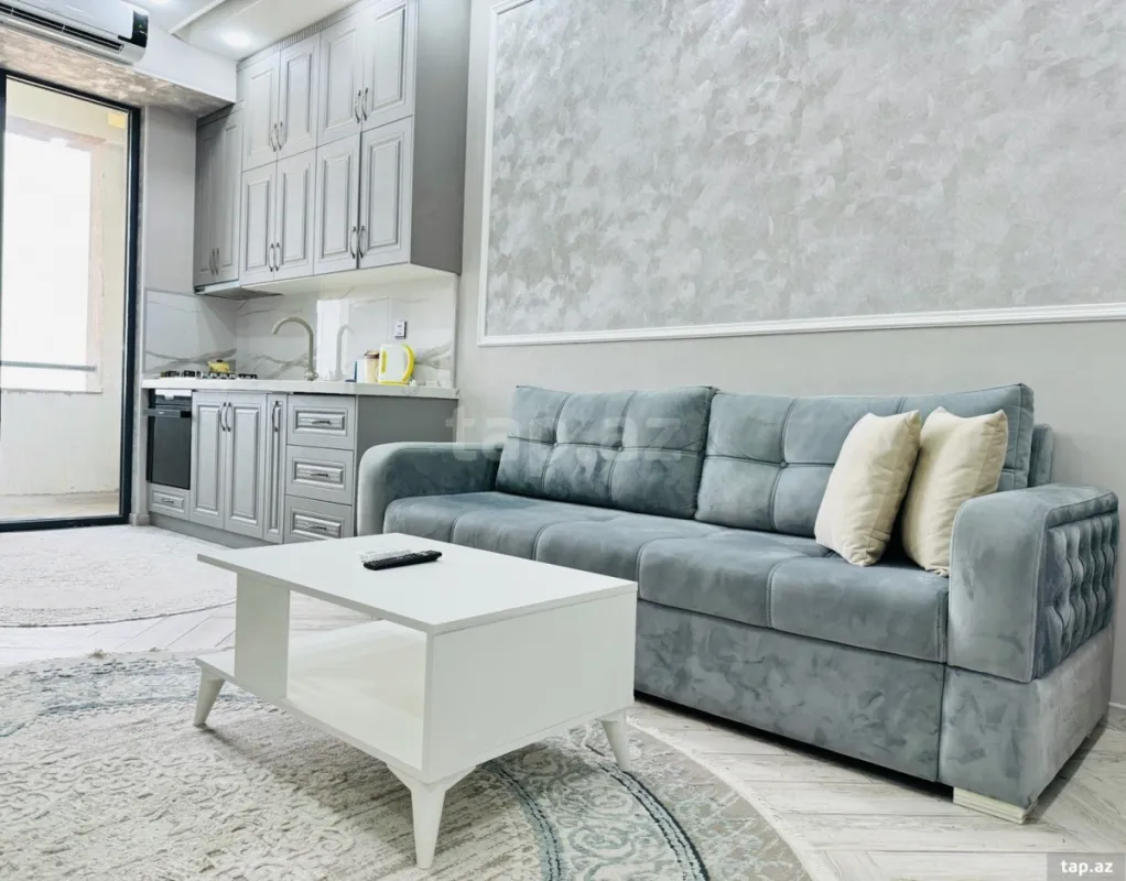 Kirayə verilir 3 otaqlı yeni tikili 80 m²