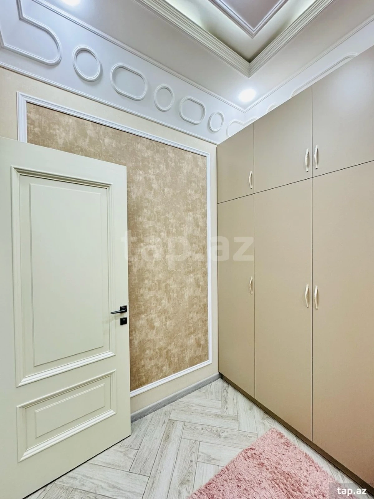 Kirayə verilir 3 otaqlı yeni tikili 80 m²