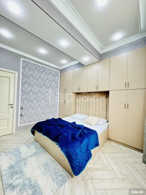 Kirayə verilir 3 otaqlı yeni tikili 80 m²