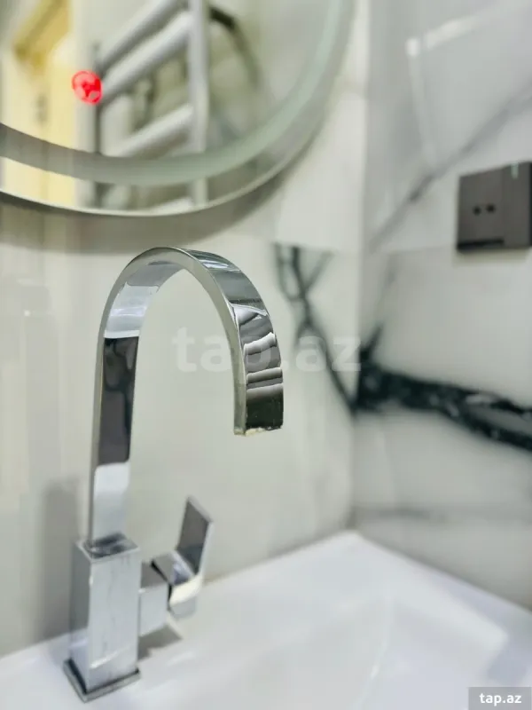 Kirayə verilir 3 otaqlı yeni tikili 80 m²