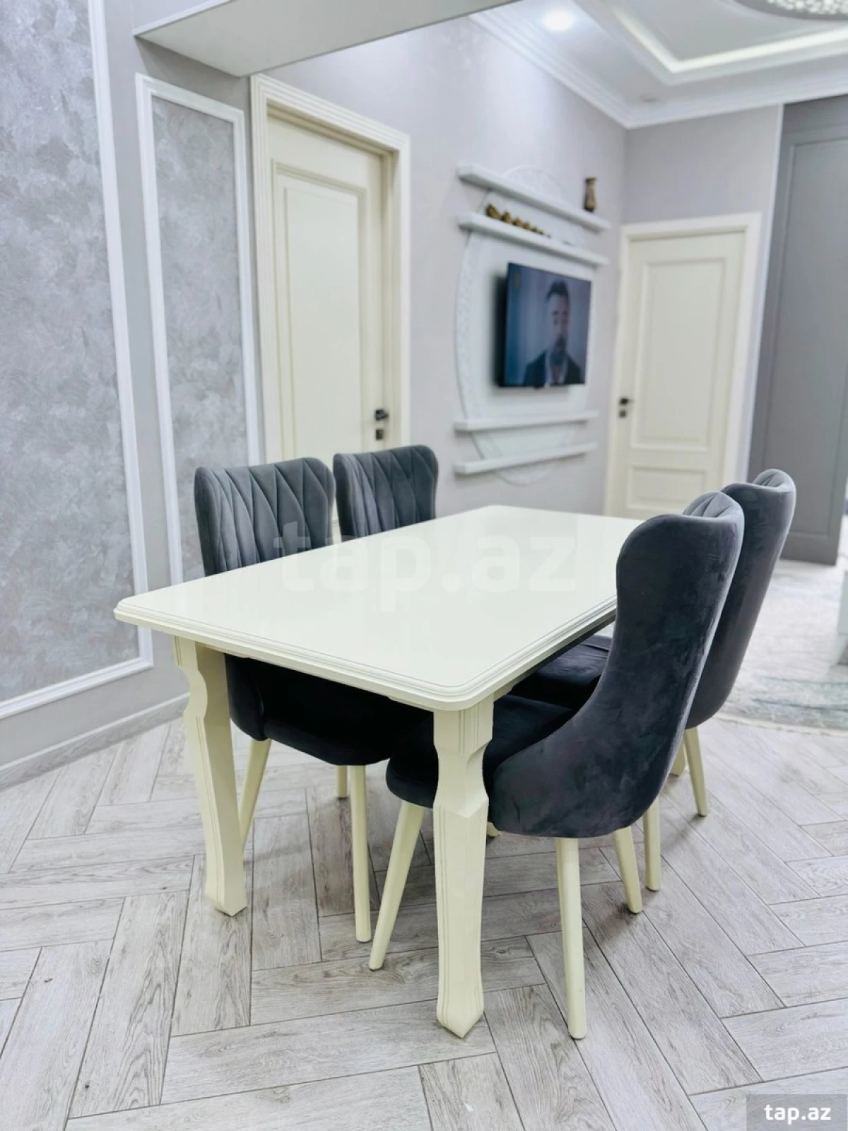 Kirayə verilir 3 otaqlı yeni tikili 80 m²
