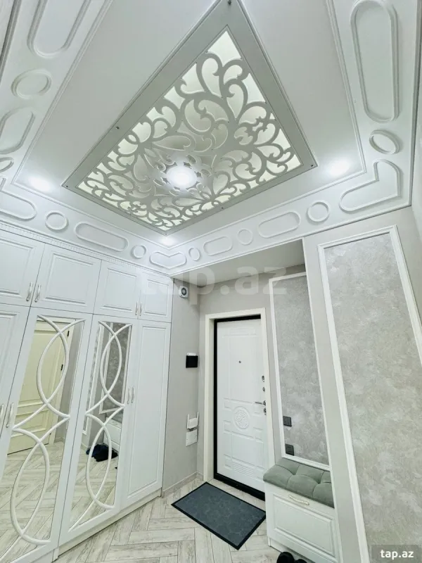 Kirayə verilir 3 otaqlı yeni tikili 80 m²