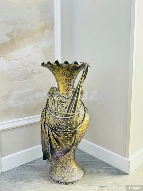 Kirayə verilir 3 otaqlı yeni tikili 80 m²