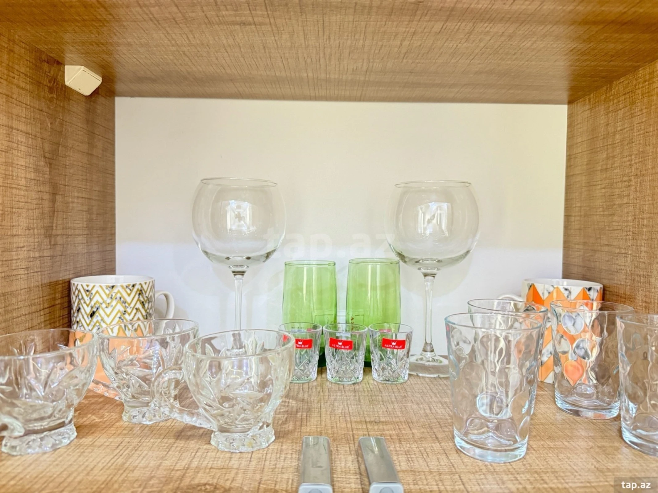 Kirayə verilir 3 otaqlı yeni tikili 80 m²