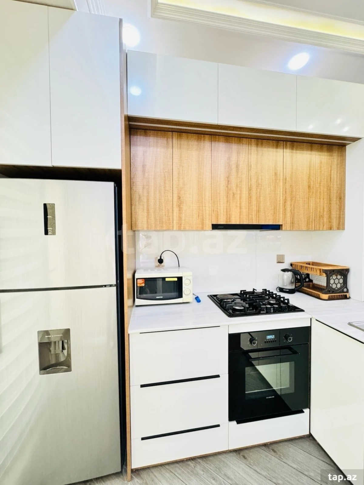 Kirayə verilir 3 otaqlı yeni tikili 80 m²