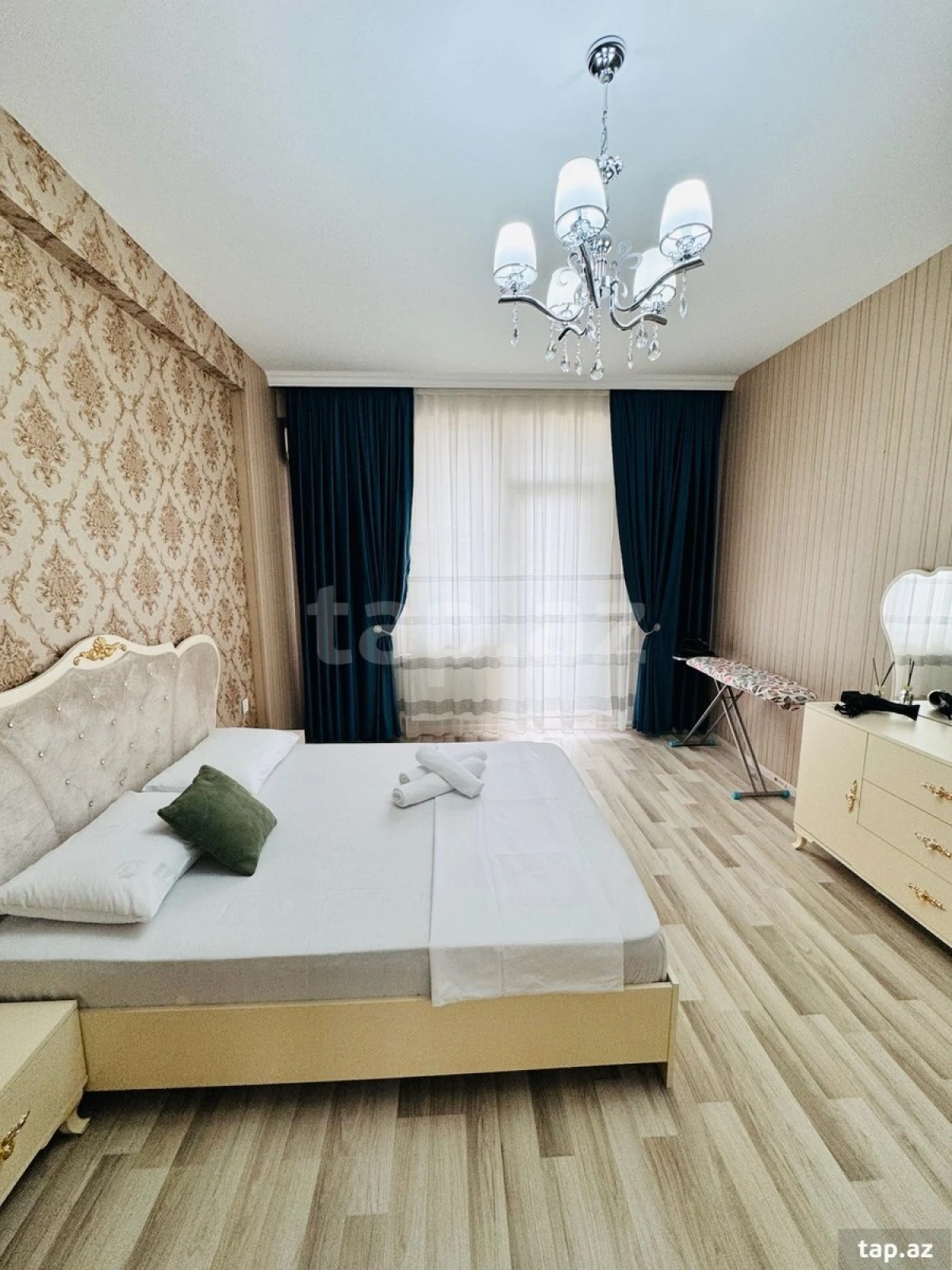 Kirayə verilir 3 otaqlı yeni tikili 120 m²