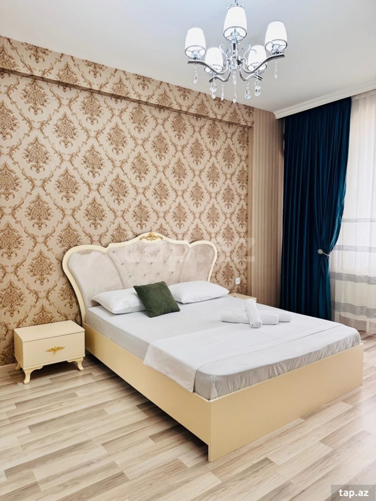 Kirayə verilir 3 otaqlı yeni tikili 120 m²