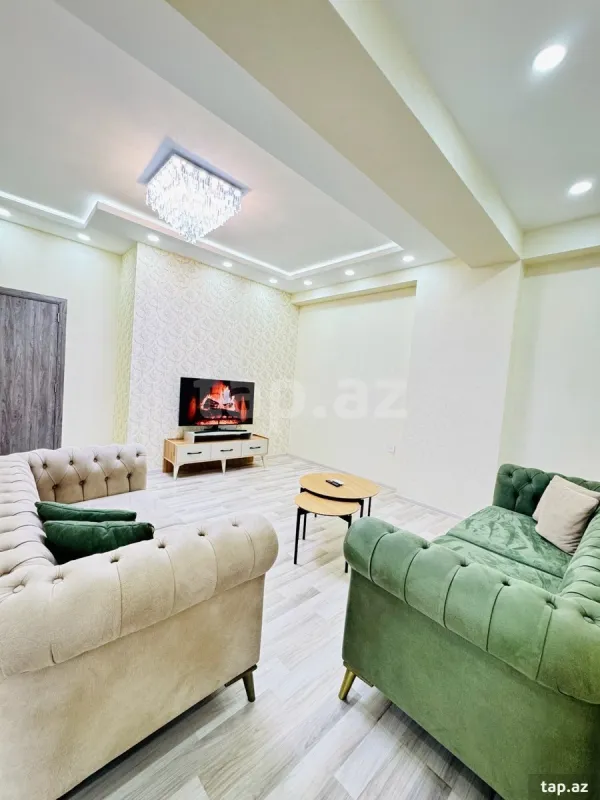 Kirayə verilir 3 otaqlı yeni tikili 120 m²