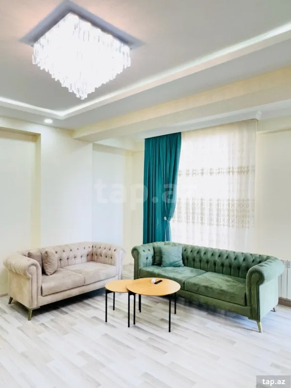 Kirayə verilir 3 otaqlı yeni tikili 120 m²