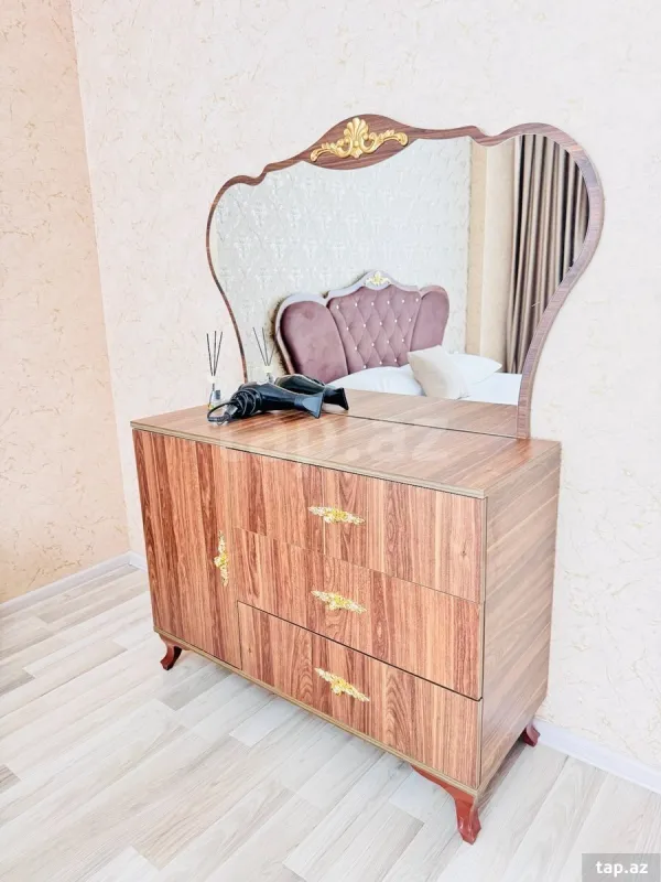 Kirayə verilir 3 otaqlı yeni tikili 120 m²