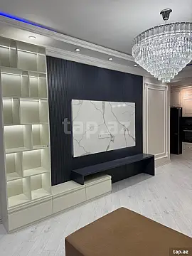 Satılır 3 otaqlı yeni tikili 100 m²