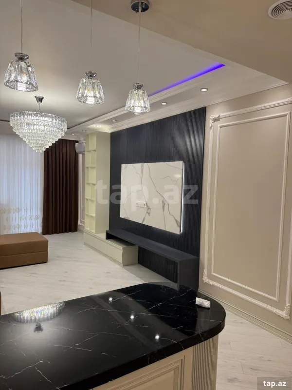 Satılır 3 otaqlı yeni tikili 100 m²