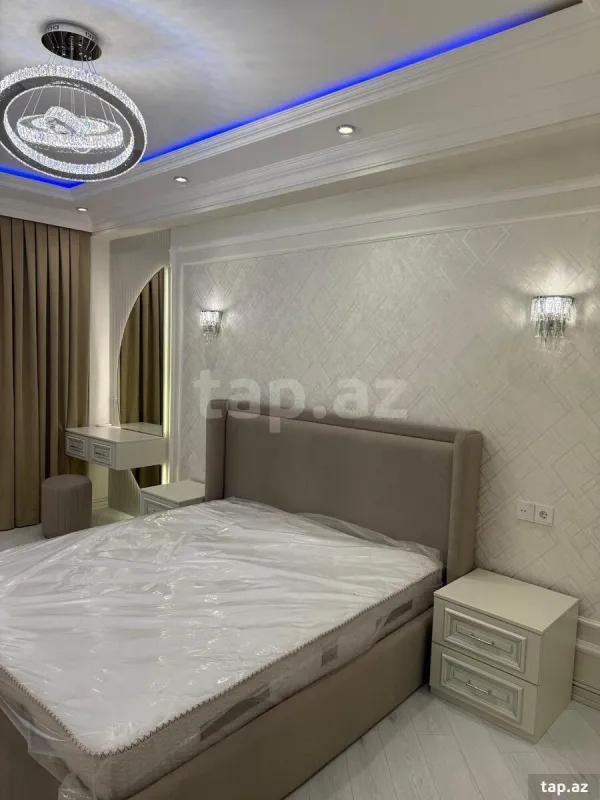 Satılır 3 otaqlı yeni tikili 100 m²