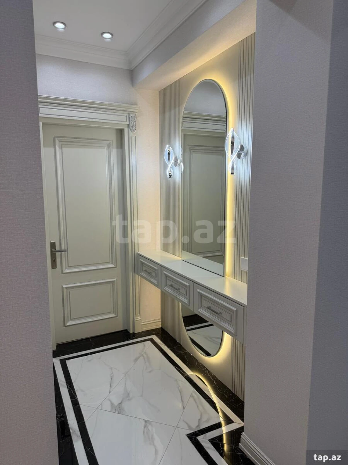 Satılır 3 otaqlı yeni tikili 100 m²