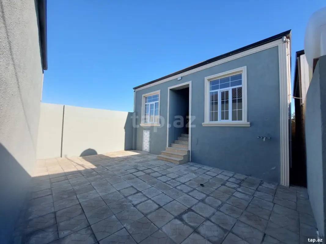 Satılır 4 otaqlı həyət evi 180 m²