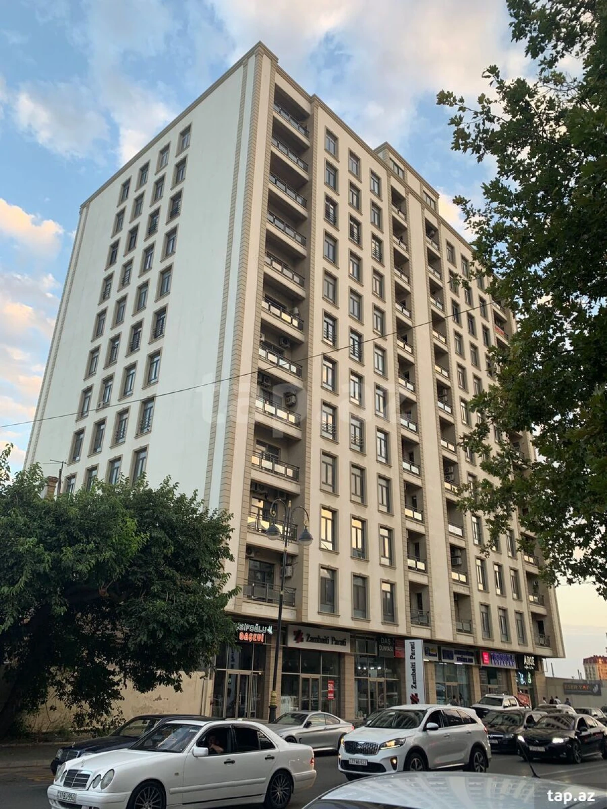 Kirayə verilir 2 otaqlı yeni tikili 65 m²