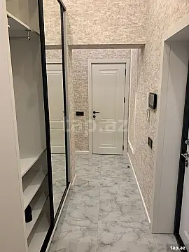Kirayə verilir 2 otaqlı yeni tikili 65 m²