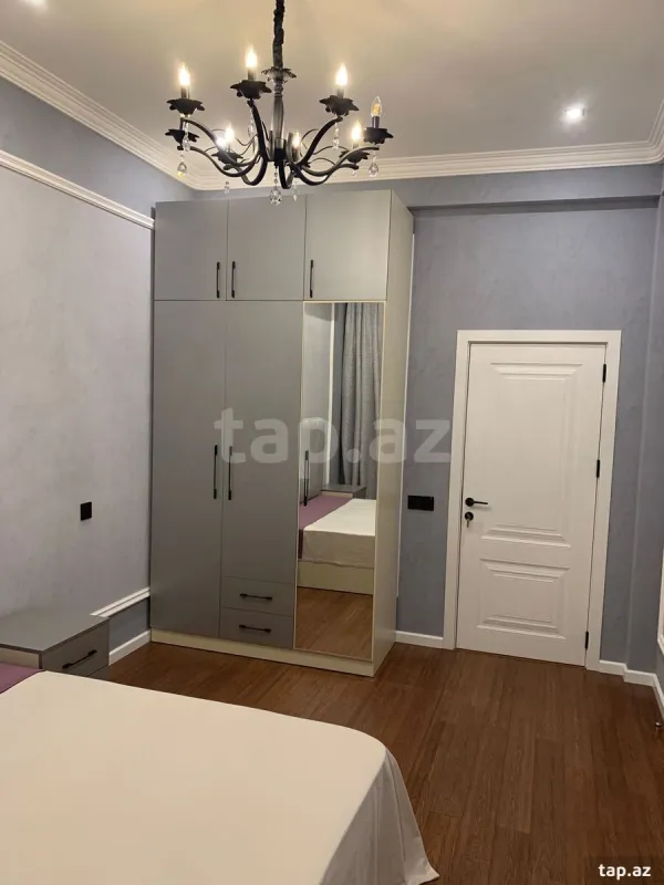 Kirayə verilir 2 otaqlı yeni tikili 65 m²