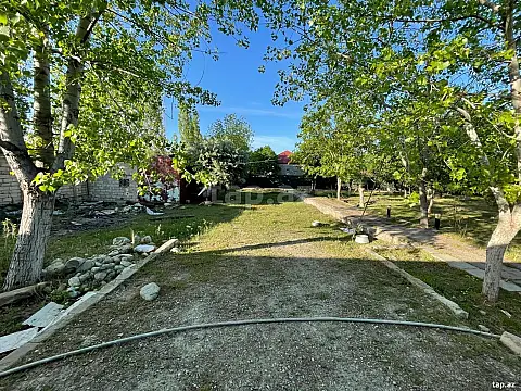 Satılır 2 otaqlı həyət evi 2000 m² — Bakı 2 otaq 2000.00 m²