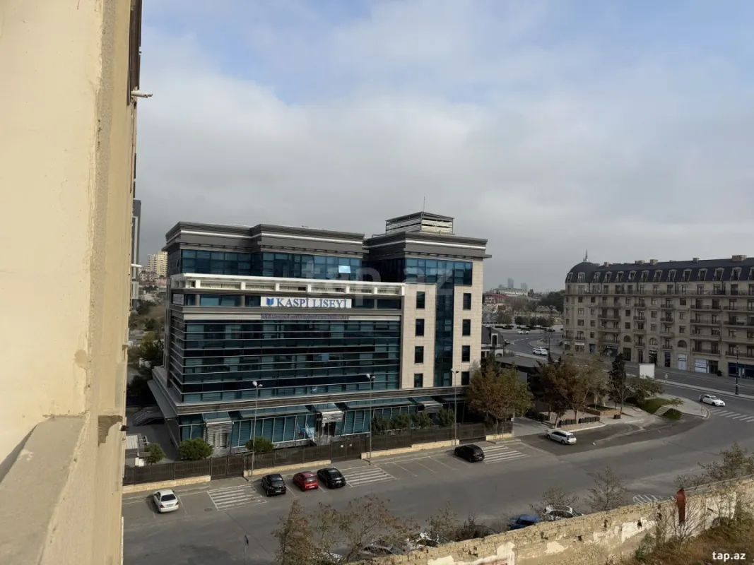 Kirayə verilir 2 otaqlı yeni tikili 95 m²