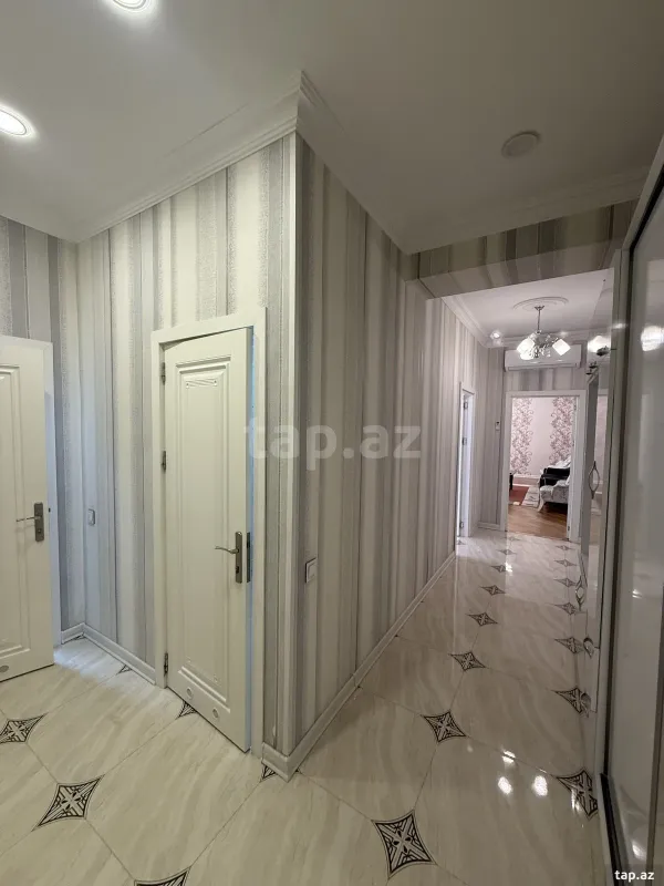 Kirayə verilir 2 otaqlı yeni tikili 95 m²