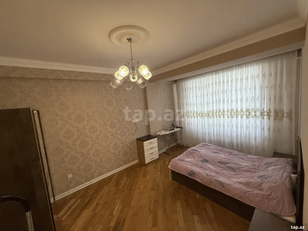 Kirayə verilir 2 otaqlı yeni tikili 95 m²