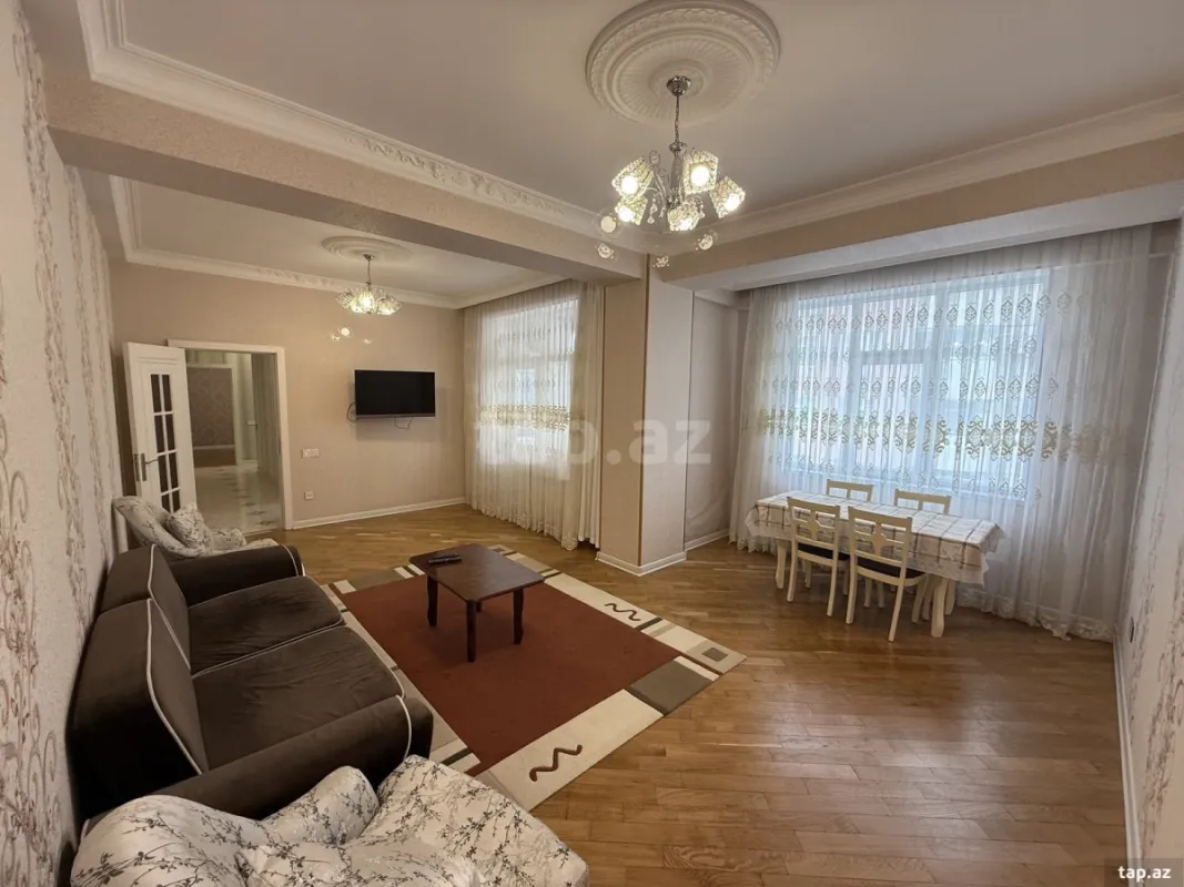 Kirayə verilir 2 otaqlı yeni tikili 95 m²
