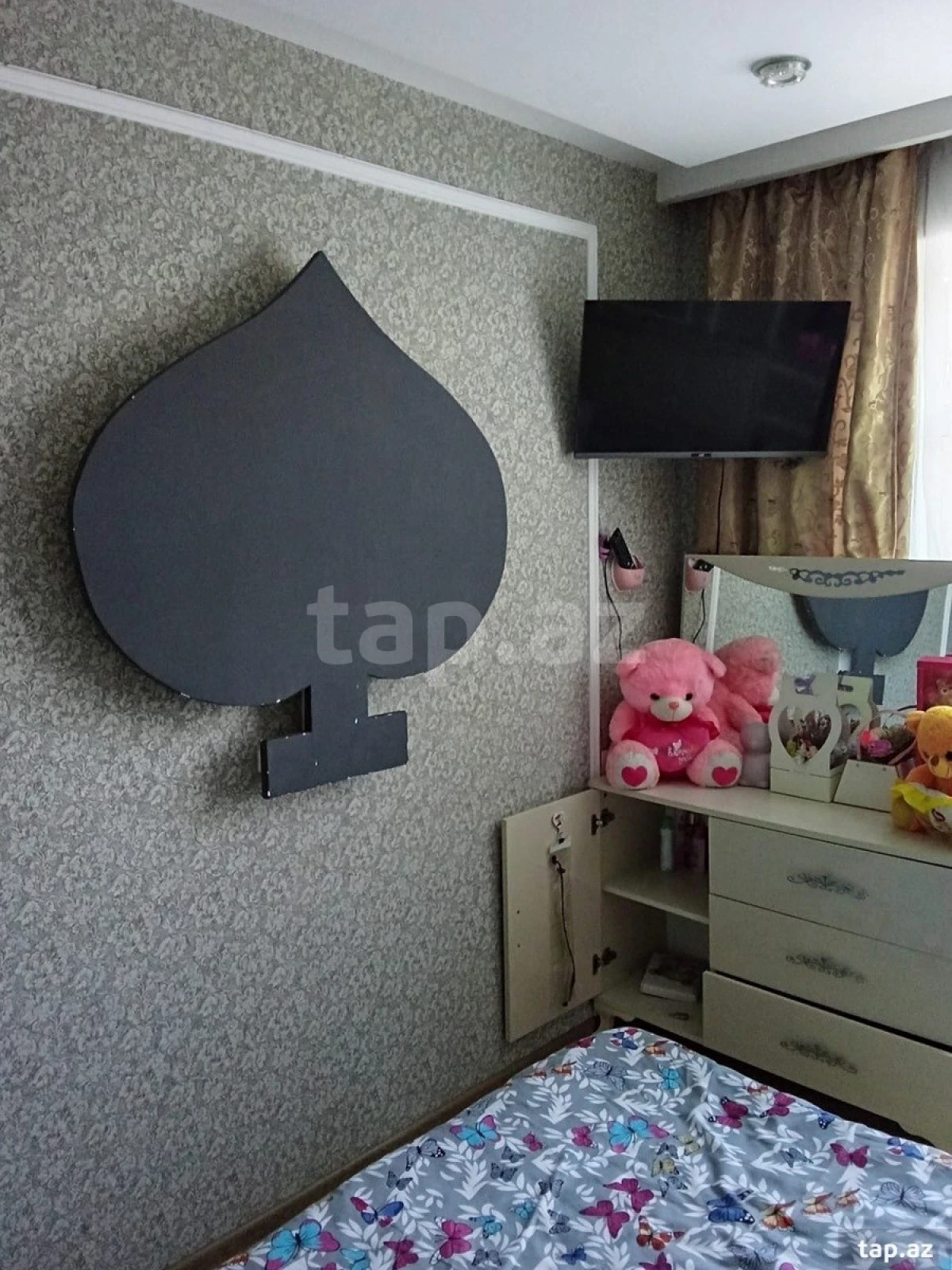 Satılır 4 otaqlı mənzil 74 m²