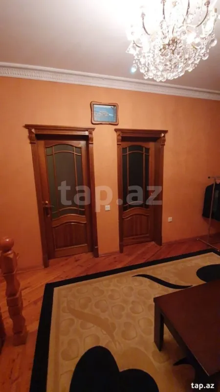 Satılır 4 otaqlı həyət evi