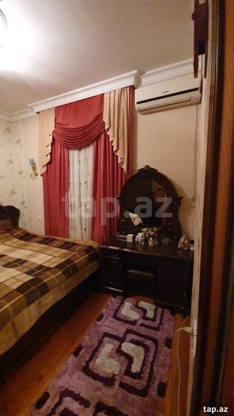 Satılır 4 otaqlı həyət evi