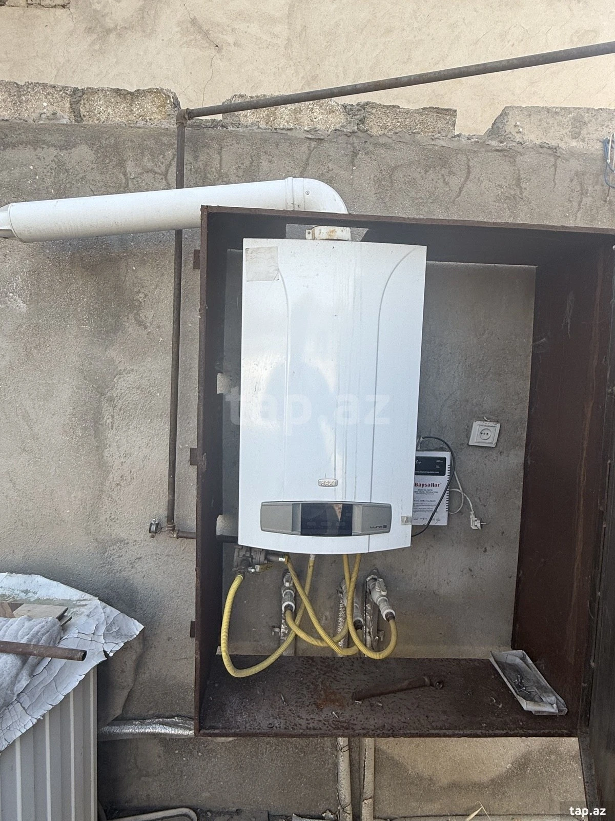 Satılır 6 otaqlı həyət evi