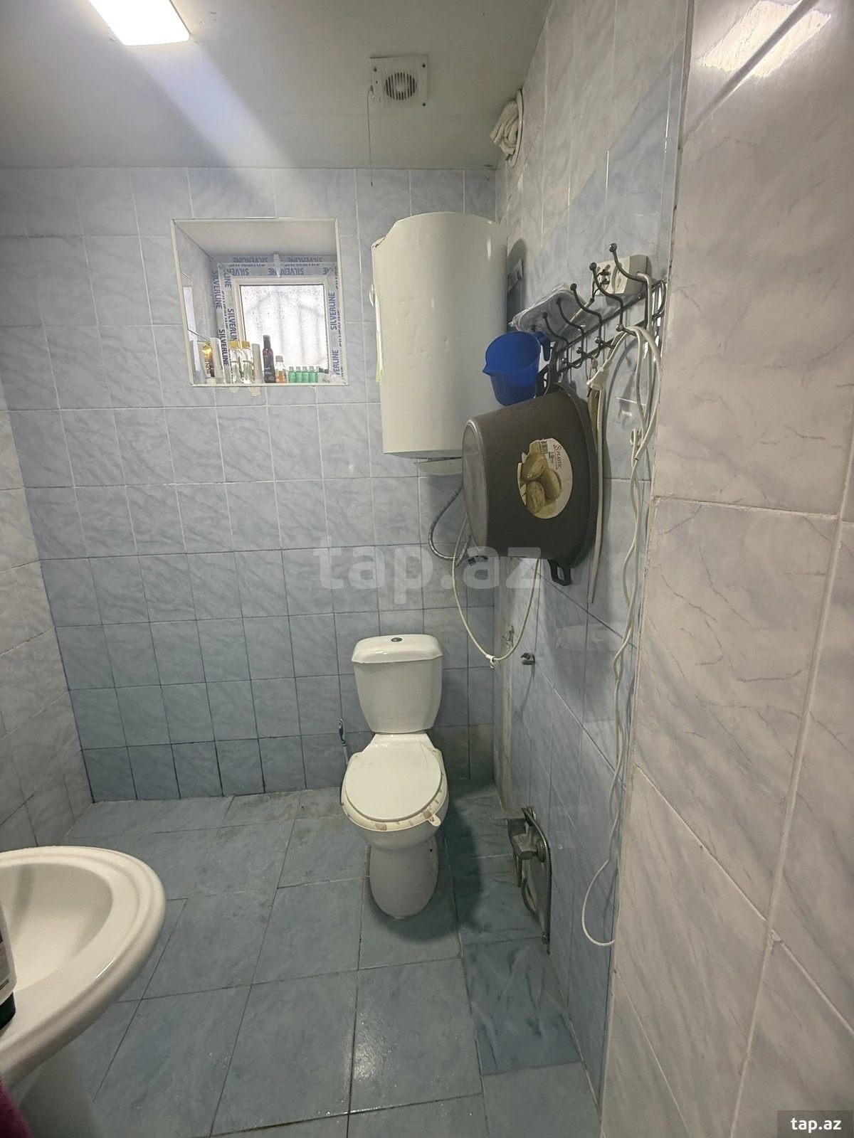 Satılır 6 otaqlı həyət evi