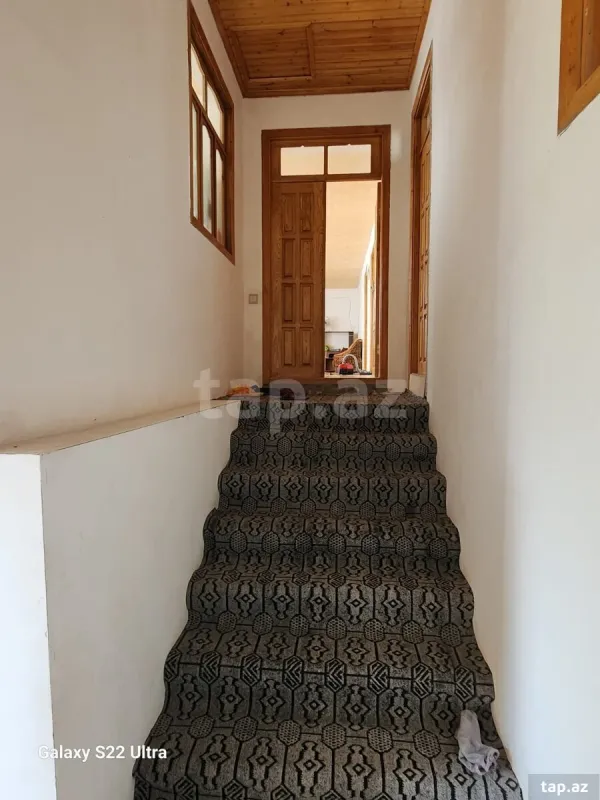 Satılır 4 otaqlı həyət evi