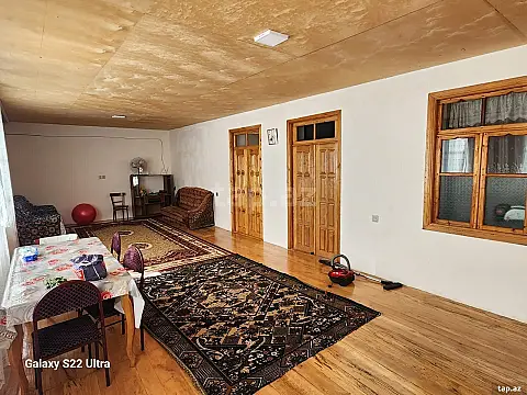 Satılır 4 otaqlı həyət evi