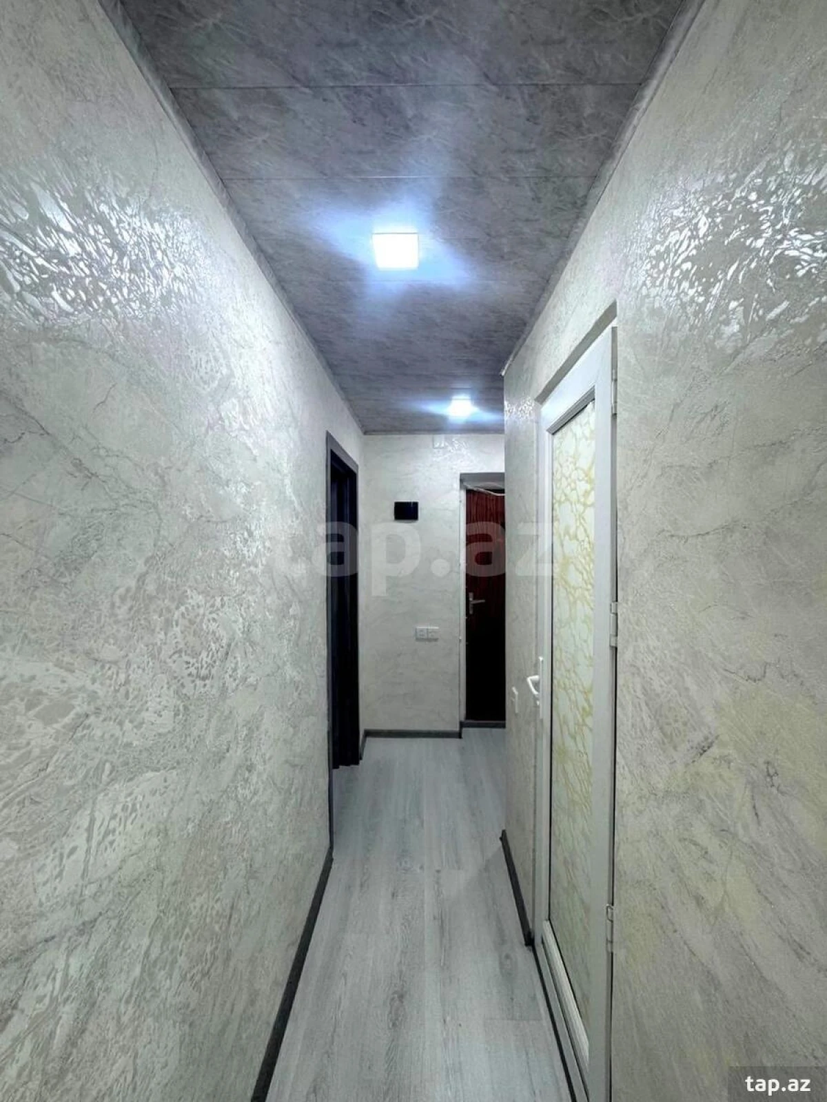 Satılır 2 otaqlı mənzil 54 m²