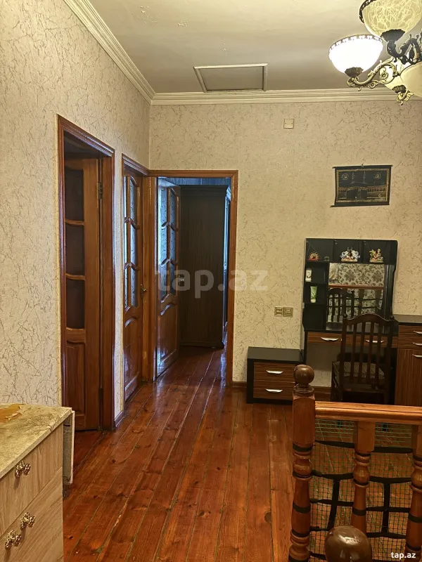 Satılır 4 otaqlı həyət evi