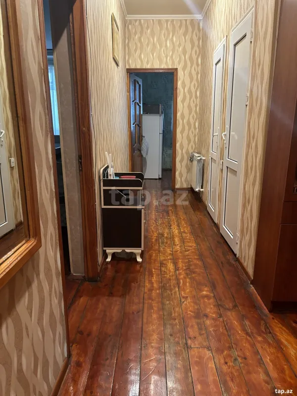 Satılır 4 otaqlı həyət evi