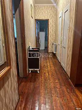 Satılır 4 otaqlı həyət evi