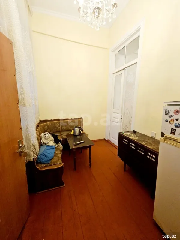 Satılır 1 otaqlı mənzil 40 m²