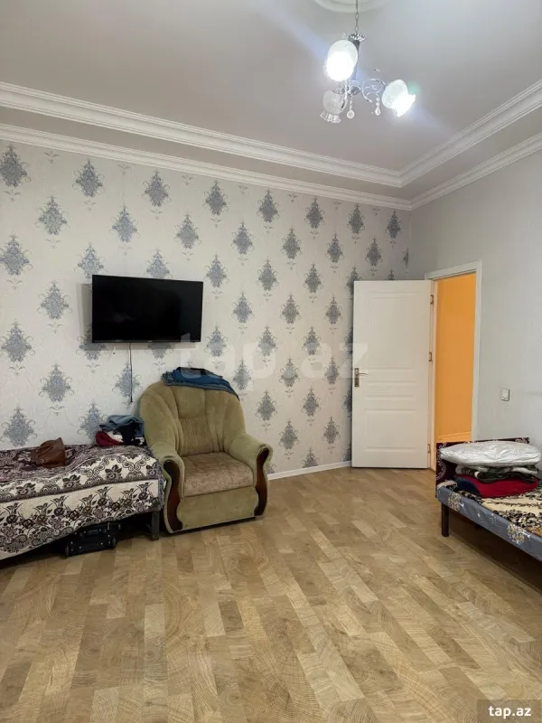 Kirayə verilir 2 otaqlı yeni tikili 108 m²