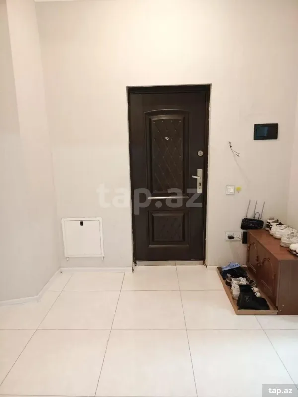 Kirayə verilir 2 otaqlı yeni tikili 108 m²