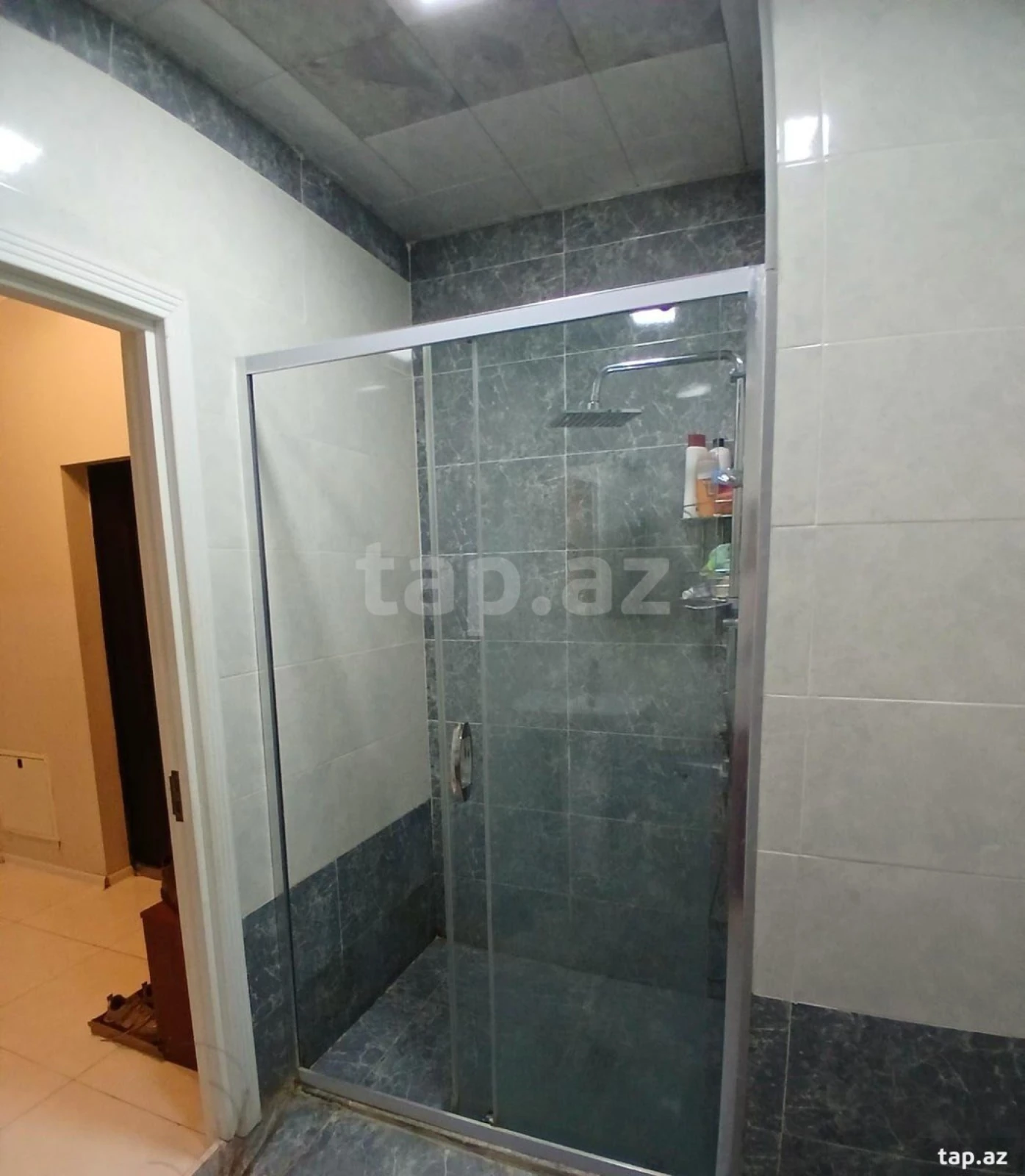 Kirayə verilir 2 otaqlı yeni tikili 108 m²