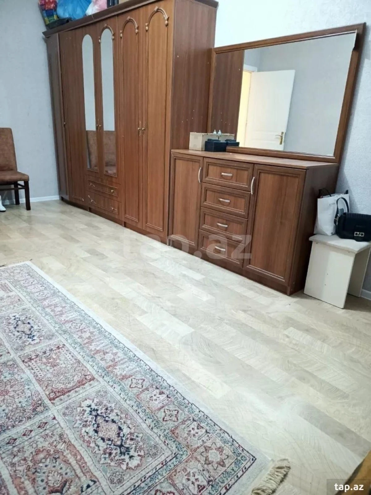 Kirayə verilir 2 otaqlı yeni tikili 108 m²