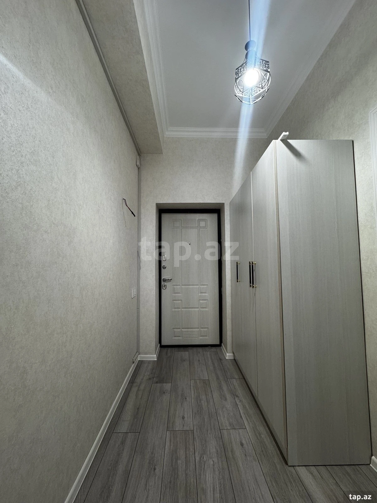 Satılır 3 otaqlı yeni tikili 95 m²